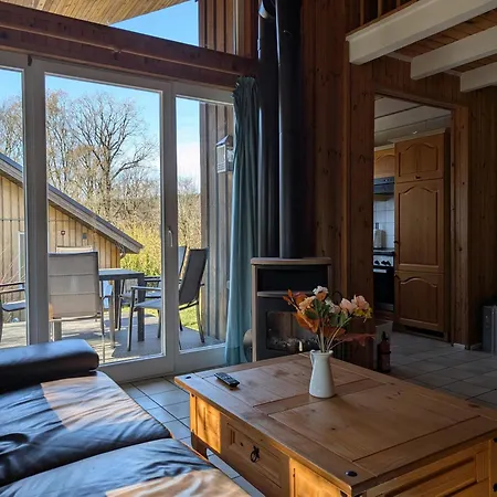 Waldwaerme Mit Kamin & Sauna Extertal