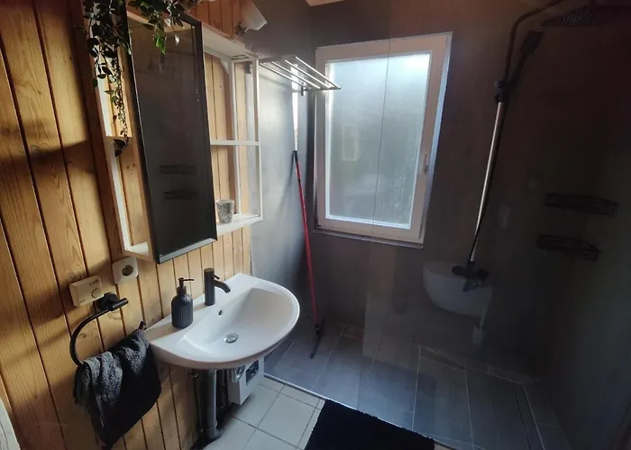 Waldwaerme Mit Kamin & Sauna Apartman